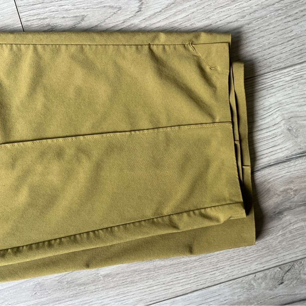 Athleta Vienna Slim Pants Athletic Pants Women's Size 12 EUC Gold Mustard - Picture 7 of 13